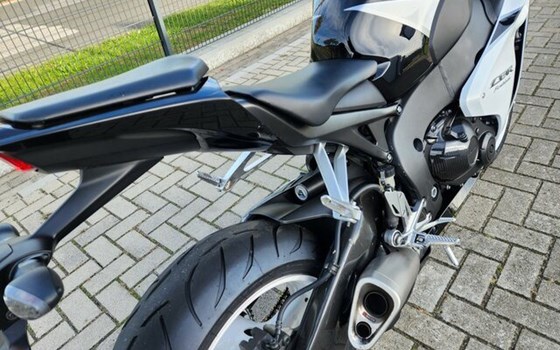 Gebrauchtmotorrad Honda CBR1000RR Fireblade SP - Bild 15