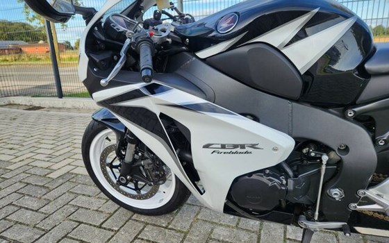 Gebrauchtmotorrad Honda CBR1000RR Fireblade SP - Bild 19