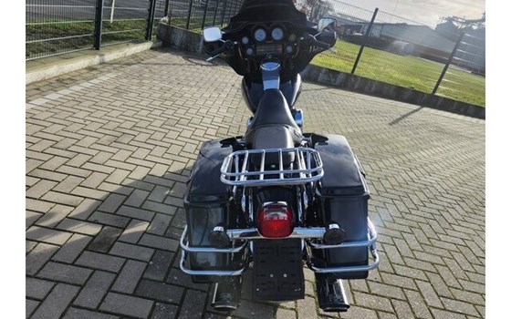 Gebrauchtmotorrad Harley-Davidson Electra Glide Ultra Classic FLHTCU - Bild 14