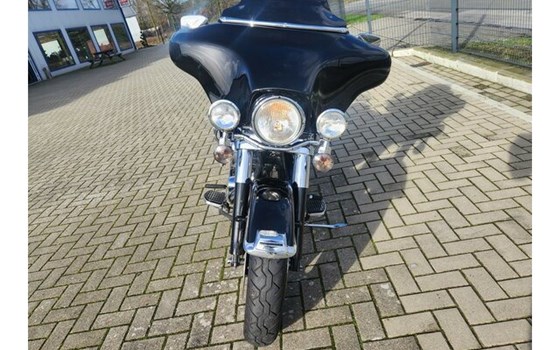 Gebrauchtmotorrad Harley-Davidson Electra Glide Ultra Classic FLHTCU - Bild 15