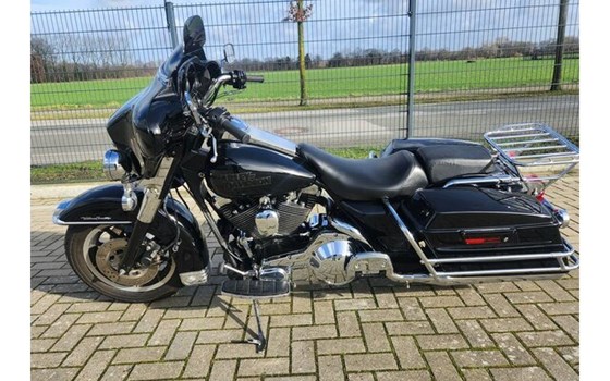 Gebrauchtmotorrad Harley-Davidson Electra Glide Ultra Classic FLHTCU - Bild 16