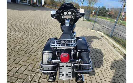 Gebrauchtmotorrad Harley-Davidson Electra Glide Ultra Classic FLHTCU - Bild 20