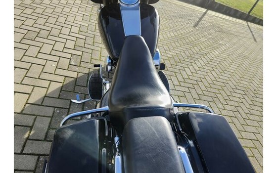 Gebrauchtmotorrad Harley-Davidson Electra Glide Ultra Classic FLHTCU - Bild 5