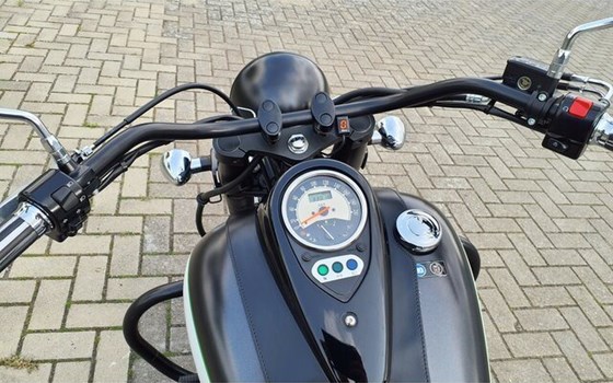 Gebrauchtmotorrad Kawasaki Vulcan 900 Classic - Bild 20