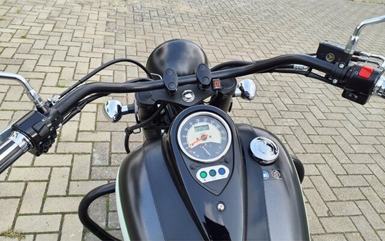 Gebrauchtmotorrad Kawasaki Vulcan 900 Classic - Bild 6