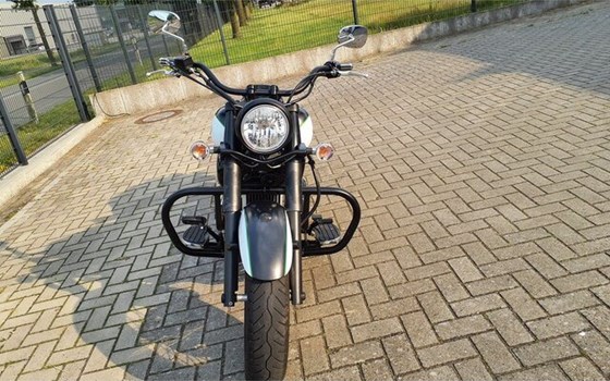 Gebrauchtmotorrad Kawasaki Vulcan 900 Classic - Bild 9