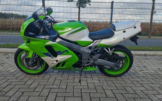Gebrauchtmotorrad Kawasaki ZX-9R Ninja - Bild 12
