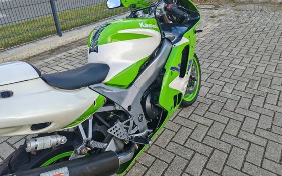 Gebrauchtmotorrad Kawasaki ZX-9R Ninja - Bild 17