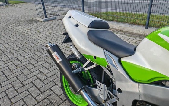 Gebrauchtmotorrad Kawasaki ZX-9R Ninja - Bild 7