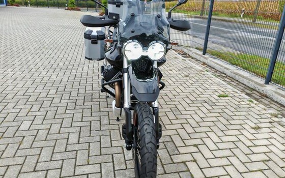 Gebrauchtmotorrad Moto Guzzi V85 TT Travel - Bild 6