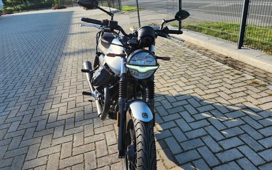 Gebrauchtmotorrad Moto Guzzi V7 Stone - Bild 11