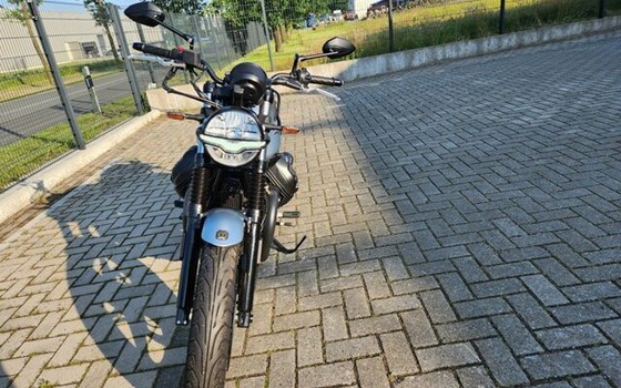 Gebrauchtmotorrad Moto Guzzi V7 Stone - Bild 18