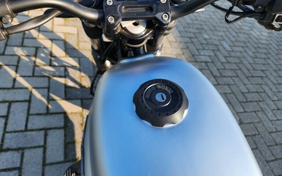 Gebrauchtmotorrad Moto Guzzi V7 Stone - Bild 2