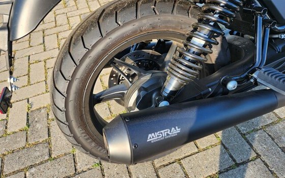 Gebrauchtmotorrad Moto Guzzi V7 Stone - Bild 9