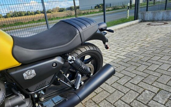 Gebrauchtmotorrad Moto Guzzi V7 II Stone - Bild 17