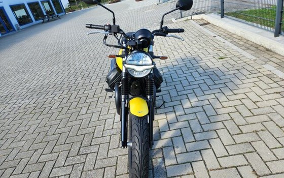 Gebrauchtmotorrad Moto Guzzi V7 II Stone - Bild 9