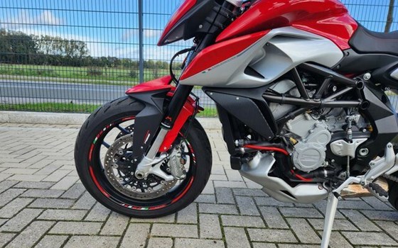 Gebrauchtmotorrad MV Agusta Rivale 800 - Bild 12