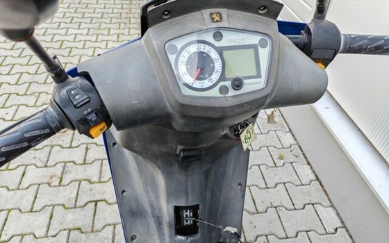 Gebrauchtmotorrad Peugeot New Vivacity - Bild 8