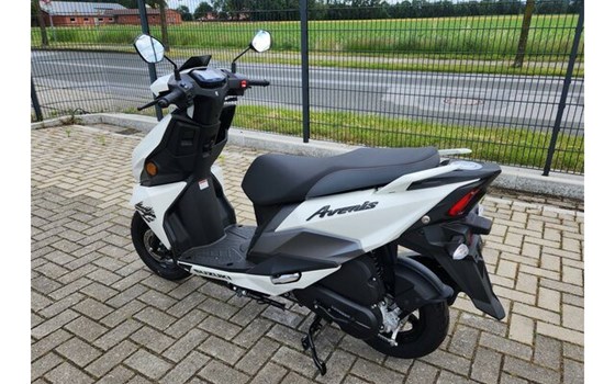 Gebrauchtmotorrad Suzuki Avenis 125 - Bild 13