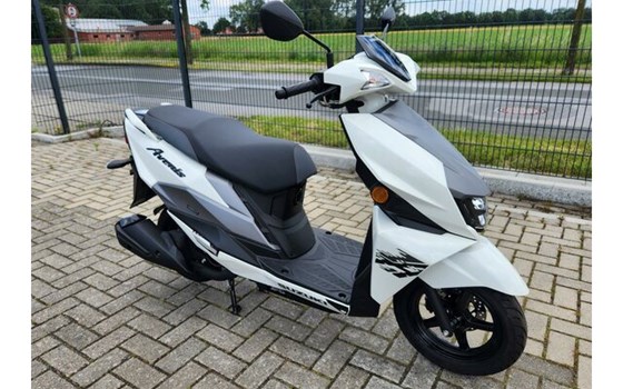 Gebrauchtmotorrad Suzuki Avenis 125 - Bild 17