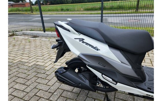 Gebrauchtmotorrad Suzuki Avenis 125 - Bild 18