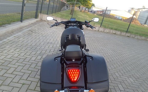 Gebrauchtmotorrad Suzuki Intruder C1500 - Bild 5