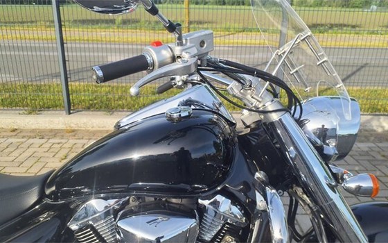 Gebrauchtmotorrad Suzuki Intruder C1800R - Bild 16