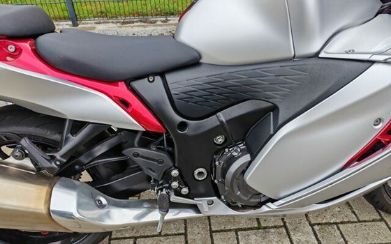 Gebrauchtmotorrad Suzuki Hayabusa - Bild 6