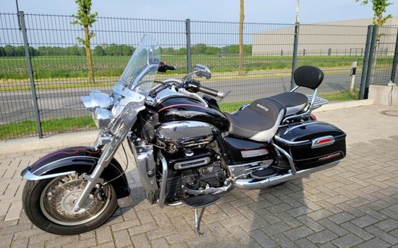 Gebrauchtmotorrad Triumph Rocket III Touring - Bild 10