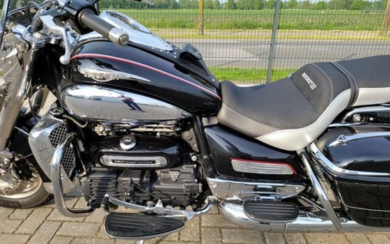 Gebrauchtmotorrad Triumph Rocket III Touring - Bild 13