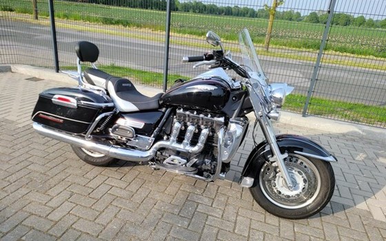 Gebrauchtmotorrad Triumph Rocket III Touring - Bild 17
