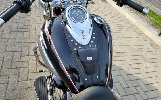 Gebrauchtmotorrad Triumph Rocket III Touring - Bild 5