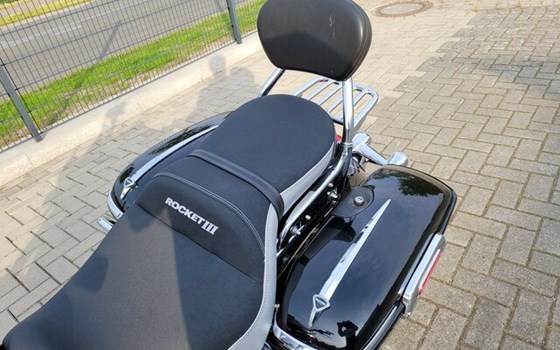 Gebrauchtmotorrad Triumph Rocket III Touring - Bild 8
