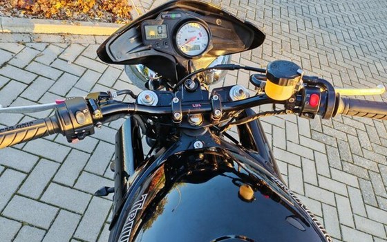 Gebrauchtmotorrad Triumph Speed Four - Bild 11