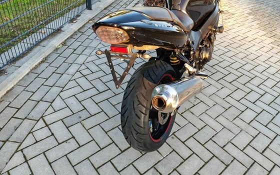 Gebrauchtmotorrad Triumph Speed Four - Bild 12