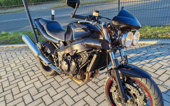 Gebrauchtmotorrad Triumph Speed Four - Bild 2