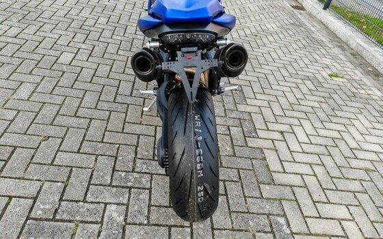 Gebrauchtmotorrad Triumph Speed Triple 1050 - Bild 12