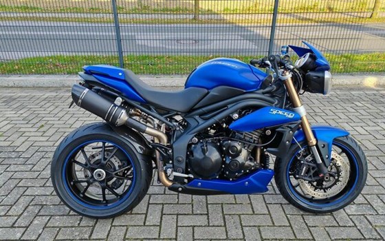 Gebrauchtmotorrad Triumph Speed Triple 1050 - Bild 16