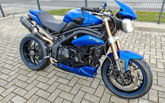 Gebrauchtmotorrad Triumph Speed Triple 1050 - Bild 20