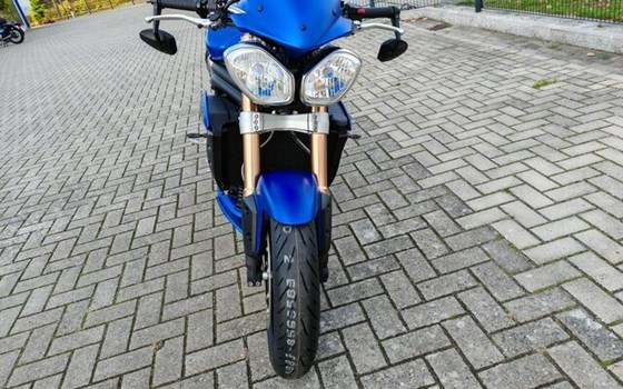 Gebrauchtmotorrad Triumph Speed Triple 1050 - Bild 3
