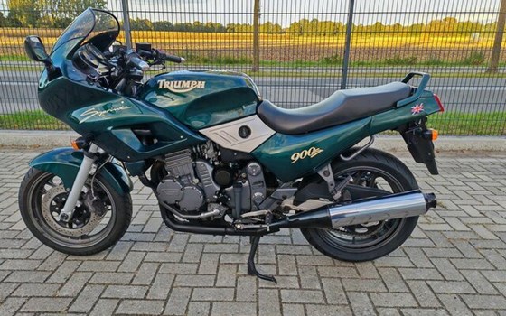 Gebrauchtmotorrad Triumph Sprint 900 - Bild 12