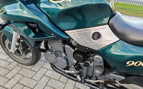 Gebrauchtmotorrad Triumph Sprint 900 - Bild 14