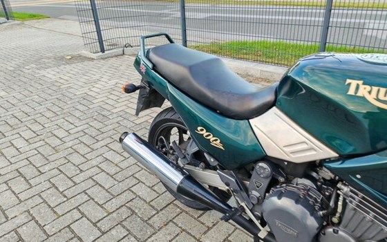 Gebrauchtmotorrad Triumph Sprint 900 - Bild 19