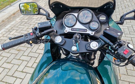 Gebrauchtmotorrad Triumph Sprint 900 - Bild 8