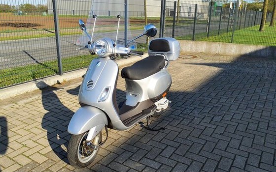 Gebrauchtmotorrad Vespa LX 50 2T - Bild 11