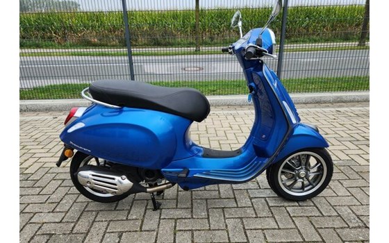 Neufahrzeug Vespa Primavera 50 - Bild 1