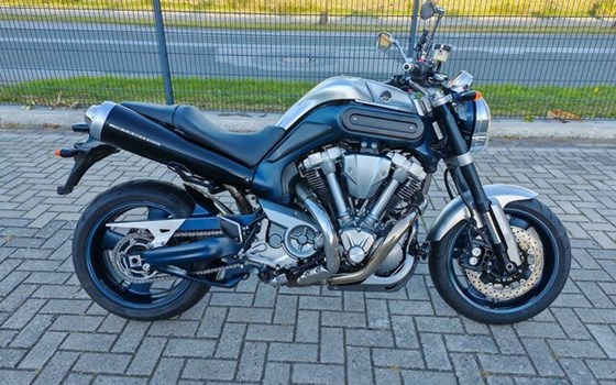 Gebrauchtmotorrad Yamaha MT-01 - Bild 1