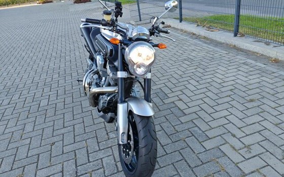 Gebrauchtmotorrad Yamaha MT-01 - Bild 2