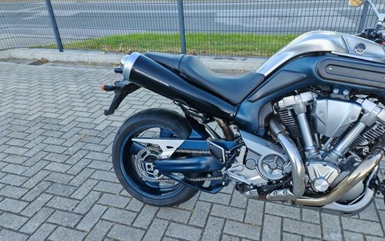 Gebrauchtmotorrad Yamaha MT-01 - Bild 5