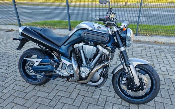 Gebrauchtmotorrad Yamaha MT-01 - Bild 9